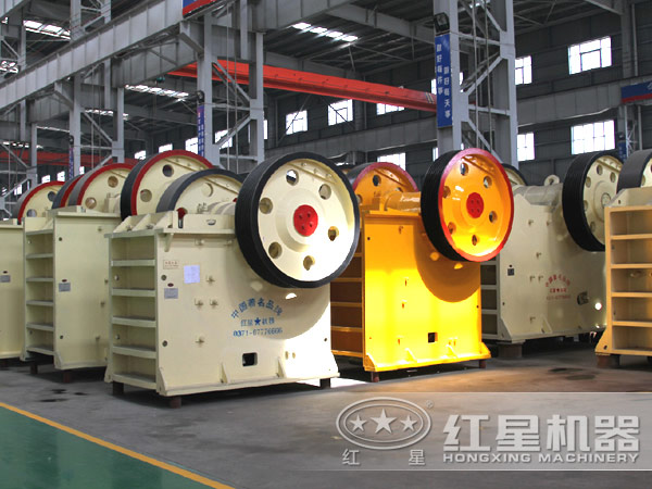 顎式破碎機(jī)實(shí)拍圖